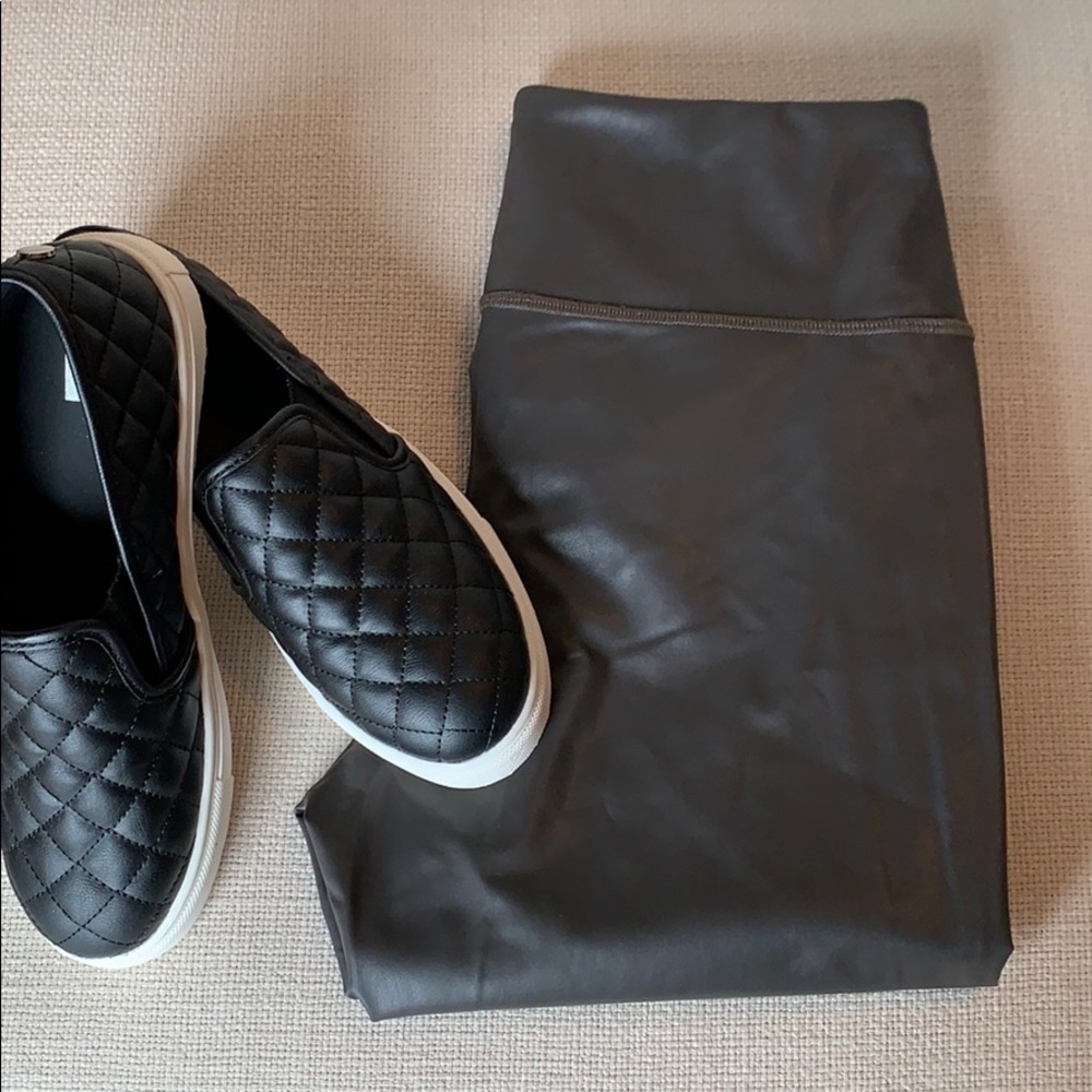 Athleta leggings